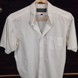 White short sleeve shirt